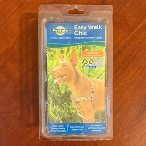 PetSafe Easy Walk Chic Harness - Medium Approx 25-50lbs